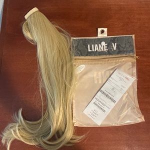INH Liane ponytail in Champagne Blonde